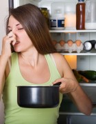 Cách khử mùi tủ lạnh cực tốt với tinh dầu