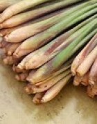 Tìm mua tinh dầu sả chanh ở Hà Nội đảm bảo chất lượng